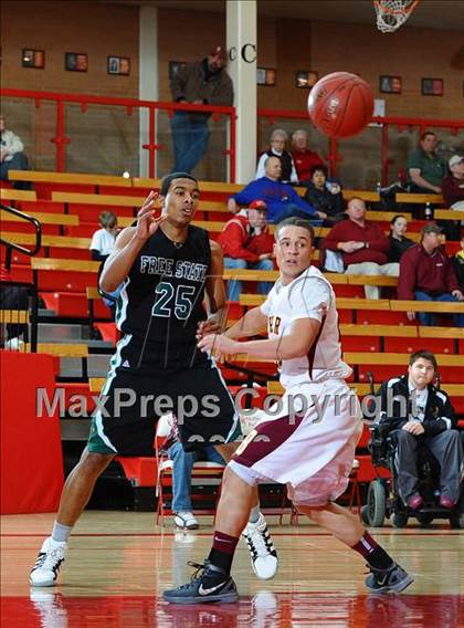 Thumbnail 2 in Lawrence Free State vs. Buhler photogallery.
