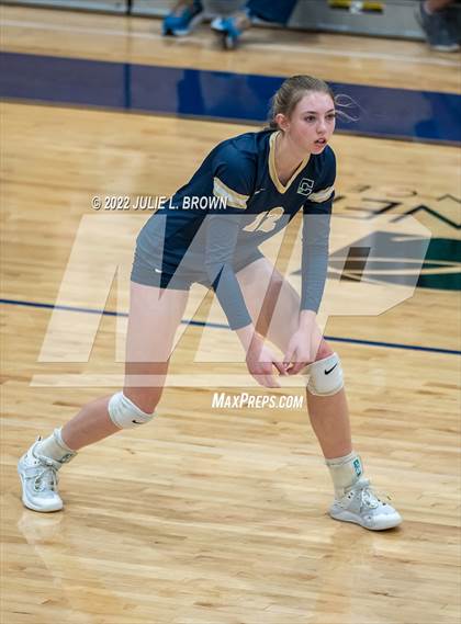 Thumbnail 2 in Cathedral vs Indianapolis Bishop Chatard (City Tourney semi-final) photogallery.