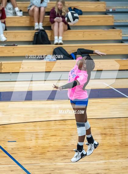 Thumbnail 1 in Cathedral vs Indianapolis Bishop Chatard (City Tourney semi-final) photogallery.