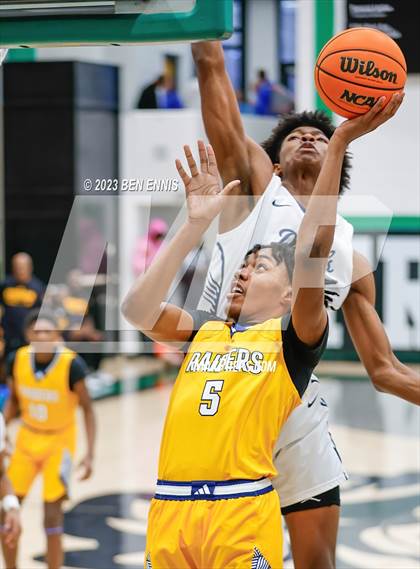 Thumbnail 2 in Norcross vs. Keenan (FCA I-85 Battleground Showcase) photogallery.