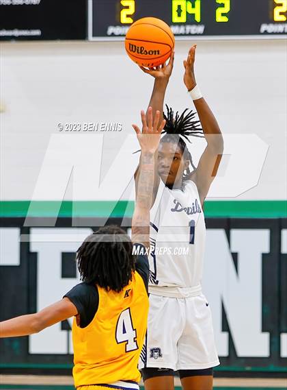 Thumbnail 3 in Norcross vs. Keenan (FCA I-85 Battleground Showcase) photogallery.