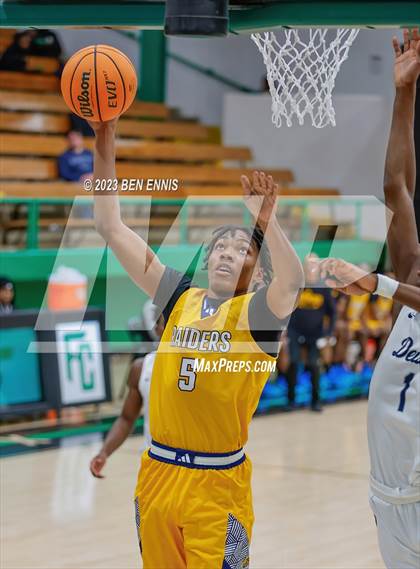 Thumbnail 3 in Norcross vs. Keenan (FCA I-85 Battleground Showcase) photogallery.