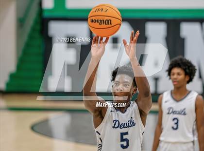 Thumbnail 3 in Norcross vs. Keenan (FCA I-85 Battleground Showcase) photogallery.