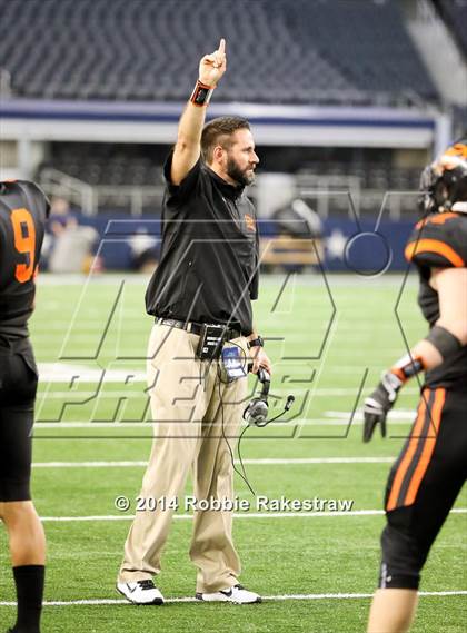 Thumbnail 3 in West Orange-Stark vs. Gilmer (4A UIL Division 2 Final) photogallery.