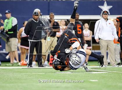 Thumbnail 2 in West Orange-Stark vs. Gilmer (4A UIL Division 2 Final) photogallery.