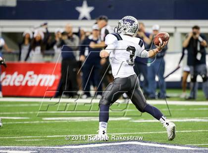 Thumbnail 2 in West Orange-Stark vs. Gilmer (4A UIL Division 2 Final) photogallery.