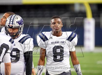 Thumbnail 2 in West Orange-Stark vs. Gilmer (4A UIL Division 2 Final) photogallery.