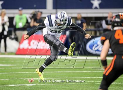 Thumbnail 2 in West Orange-Stark vs. Gilmer (4A UIL Division 2 Final) photogallery.