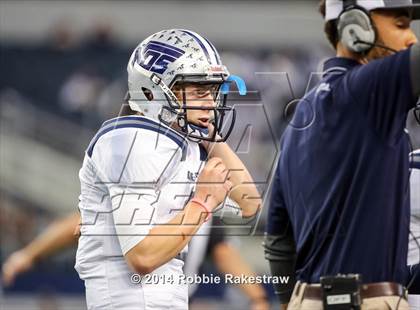 Thumbnail 2 in West Orange-Stark vs. Gilmer (4A UIL Division 2 Final) photogallery.