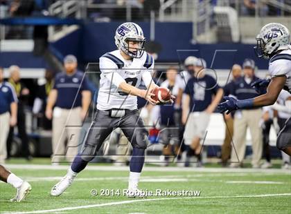 Thumbnail 2 in West Orange-Stark vs. Gilmer (4A UIL Division 2 Final) photogallery.