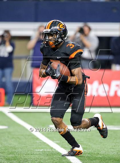 Thumbnail 3 in West Orange-Stark vs. Gilmer (4A UIL Division 2 Final) photogallery.