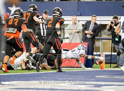 Thumbnail 2 in West Orange-Stark vs. Gilmer (4A UIL Division 2 Final) photogallery.