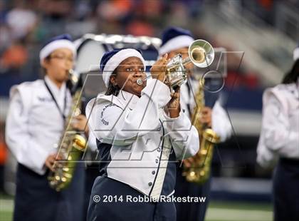 Thumbnail 3 in West Orange-Stark vs. Gilmer (4A UIL Division 2 Final) photogallery.