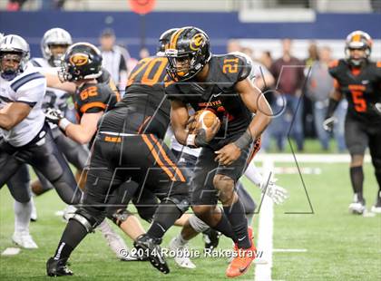 Thumbnail 3 in West Orange-Stark vs. Gilmer (4A UIL Division 2 Final) photogallery.