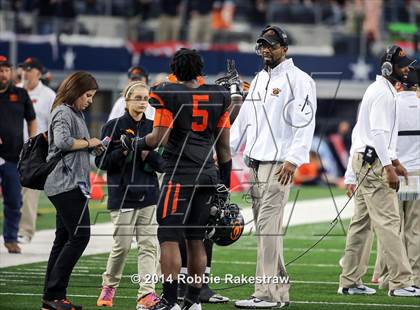 Thumbnail 1 in West Orange-Stark vs. Gilmer (4A UIL Division 2 Final) photogallery.