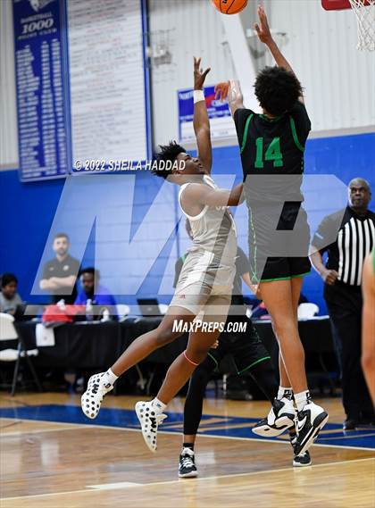 Thumbnail 3 in Choctawhatchee vs Bishop Synder (Sunbash Tournament) photogallery.