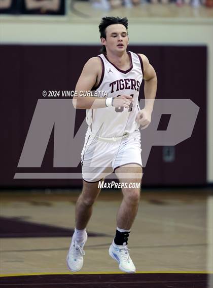 Thumbnail 3 in Akins @ Dripping Springs photogallery.