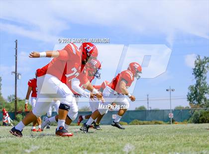 Thumbnail 3 in Eagle Rock @ Arleta photogallery.