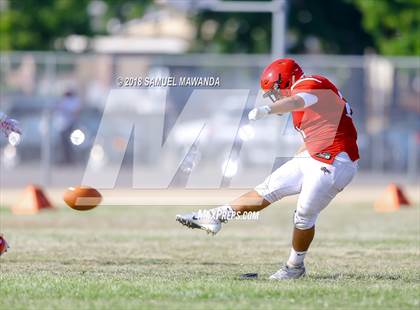 Thumbnail 3 in Eagle Rock @ Arleta photogallery.