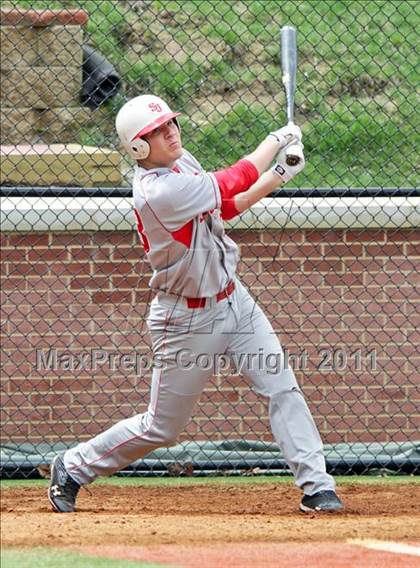 Thumbnail 2 in DeMatha vs. St. John's photogallery.