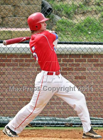 Thumbnail 2 in DeMatha vs. St. John's photogallery.