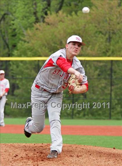 Thumbnail 1 in DeMatha vs. St. John's photogallery.