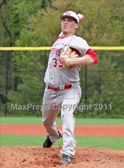 Thumbnail 2 in DeMatha vs. St. John's photogallery.