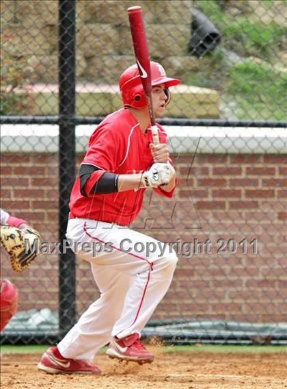 Thumbnail 3 in DeMatha vs. St. John's photogallery.