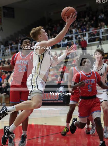 Thumbnail 3 in Fort Wayne Wayne vs. Noblesville (IHSAA 4A Region 3 Championship) photogallery.