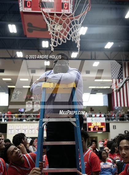 Thumbnail 2 in Fort Wayne Wayne vs. Noblesville (IHSAA 4A Region 3 Championship) photogallery.