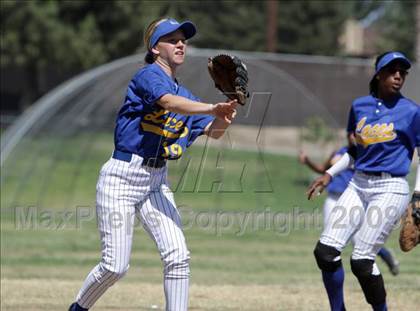 Thumbnail 2 in Northridge Academy vs. LACES (CIF LA City Small School Playoffs) photogallery.