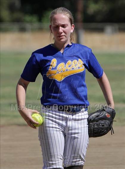 Thumbnail 3 in Northridge Academy vs. LACES (CIF LA City Small School Playoffs) photogallery.