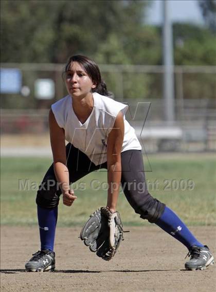 Thumbnail 3 in Northridge Academy vs. LACES (CIF LA City Small School Playoffs) photogallery.