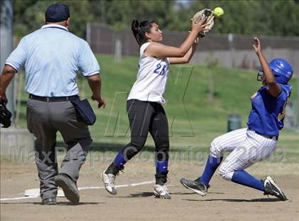 Thumbnail 1 in Northridge Academy vs. LACES (CIF LA City Small School Playoffs) photogallery.