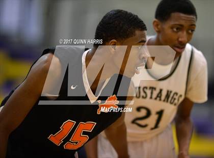 Thumbnail 1 in Evergreen Park vs. Leo (Bob Hambric Shootout) photogallery.