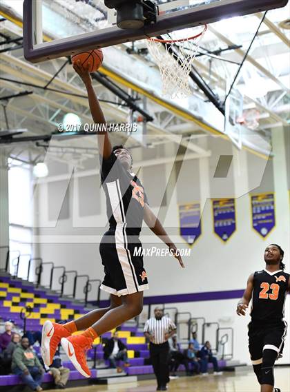 Thumbnail 3 in Evergreen Park vs. Leo (Bob Hambric Shootout) photogallery.