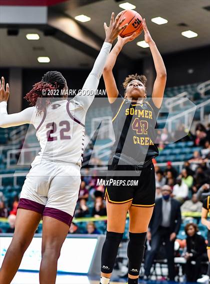 Thumbnail 3 in Pearland vs Summer Creek (UIL-6A Regional Final) photogallery.