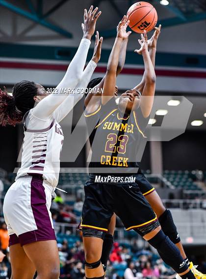 Thumbnail 3 in Pearland vs Summer Creek (UIL-6A Regional Final) photogallery.