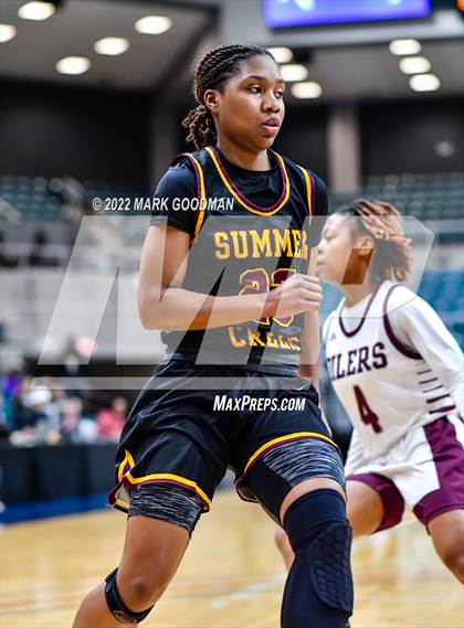 Thumbnail 2 in Pearland vs Summer Creek (UIL-6A Regional Final) photogallery.