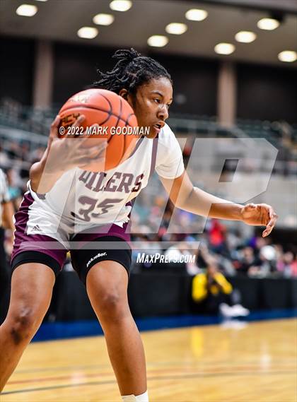 Thumbnail 2 in Pearland vs Summer Creek (UIL-6A Regional Final) photogallery.