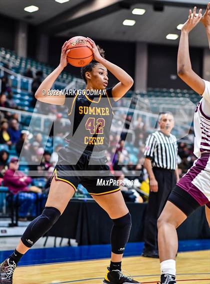 Thumbnail 3 in Pearland vs Summer Creek (UIL-6A Regional Final) photogallery.