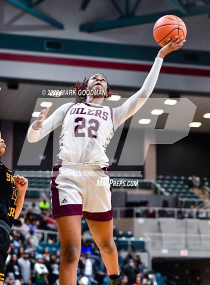 Thumbnail 2 in Pearland vs Summer Creek (UIL-6A Regional Final) photogallery.