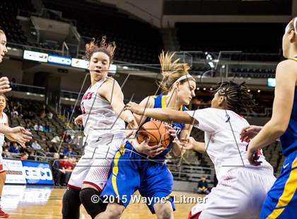Thumbnail 2 in Newport Central Catholic vs Holy Cross (KHSAA 9th Region Tournament) photogallery.