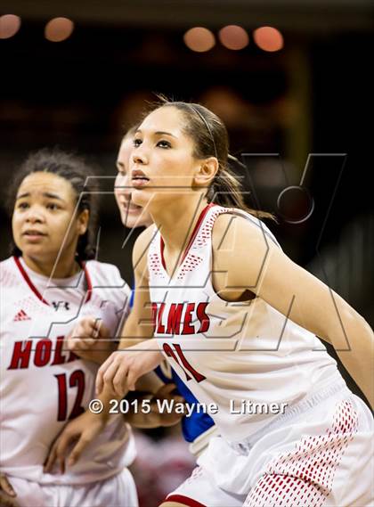 Thumbnail 2 in Newport Central Catholic vs Holy Cross (KHSAA 9th Region Tournament) photogallery.