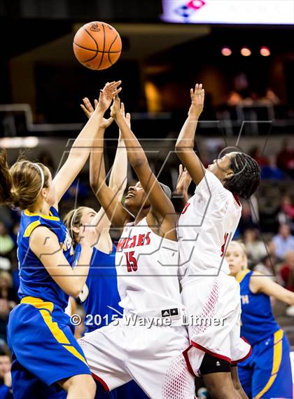 Thumbnail 2 in Newport Central Catholic vs Holy Cross (KHSAA 9th Region Tournament) photogallery.