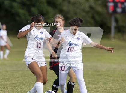 Thumbnail 2 in PikeView vs Princeton photogallery.