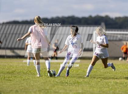 Thumbnail 2 in PikeView vs Princeton photogallery.