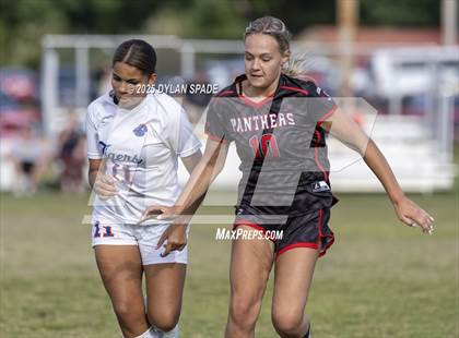 Thumbnail 3 in PikeView vs Princeton photogallery.