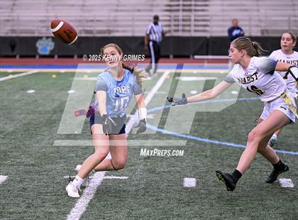 Thumbnail 3 in Pope vs. Marist photogallery.