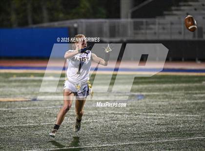 Thumbnail 3 in Pope vs. Marist photogallery.